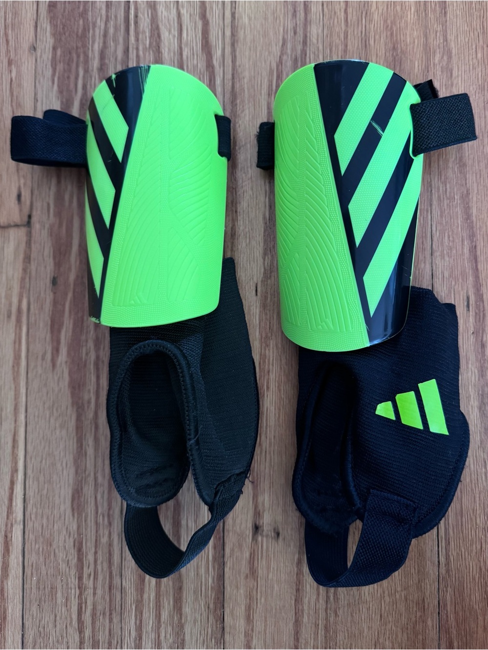 adidas Junior Tiro Match Shin Guards Size S Black & Green
